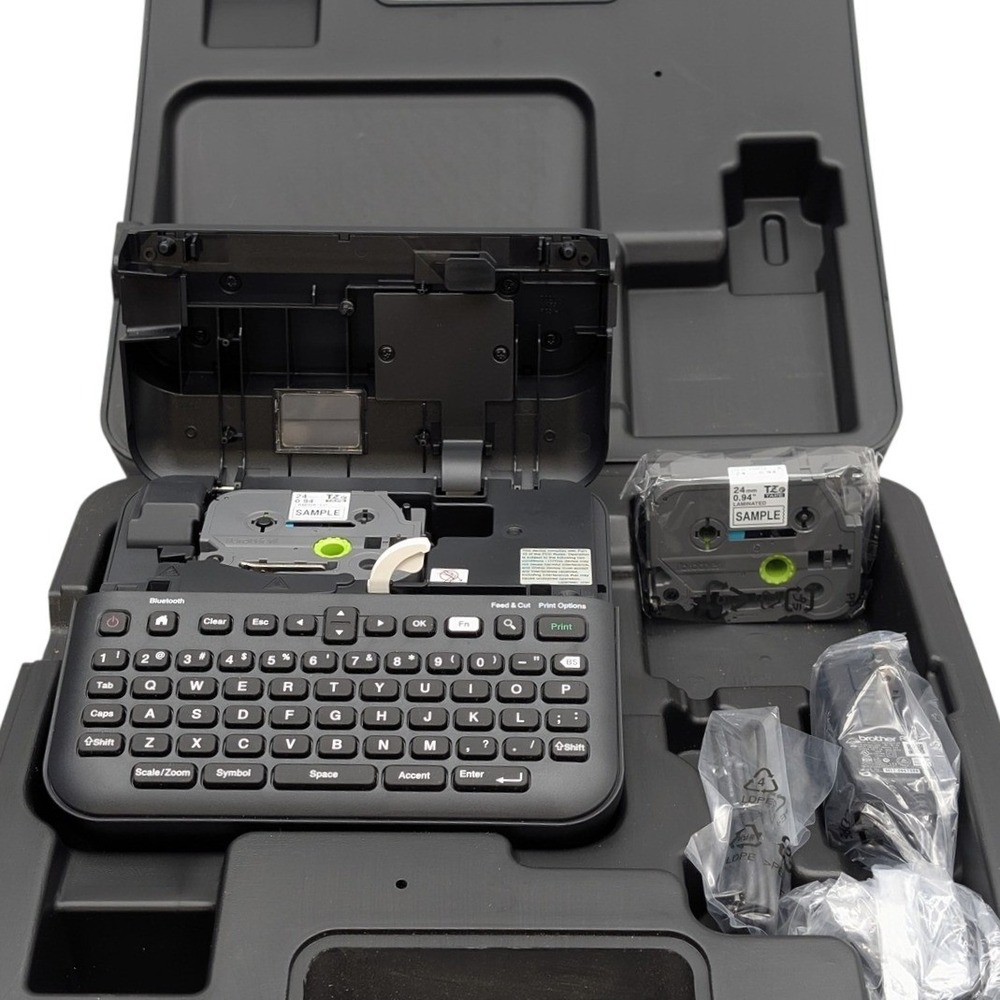 Brother PT-D610BT QWERTY Bluetooth Label Maker w/ Case & 2 TZe sample Tapes